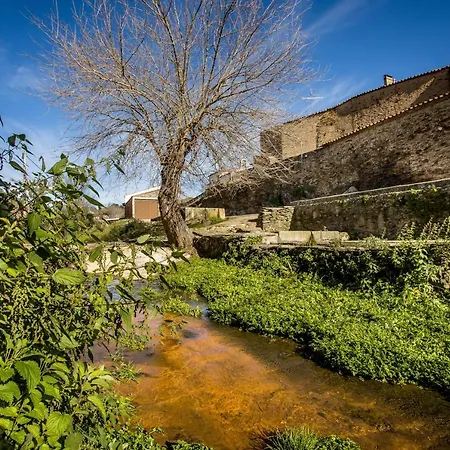 El Hogar Del Herrero Feriehus Ahigal de los Aceiteros