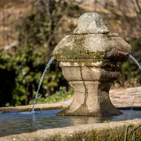 El Hogar Del Herrero Аигаль-де-лос-Асейтерос