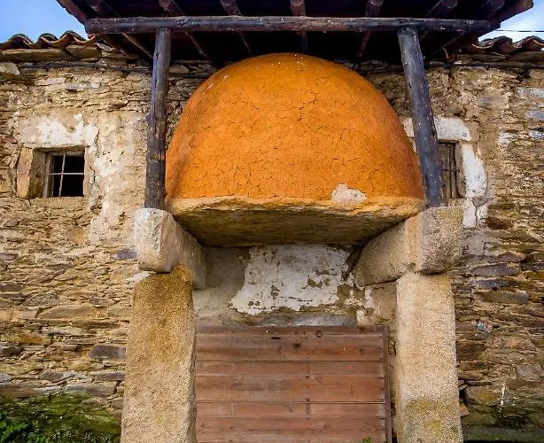 El Hogar Del Herrero * Ahigal de los Aceiteros