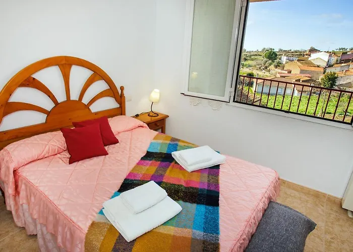 El Hogar Del Herrero Ahigal de los Aceiteros